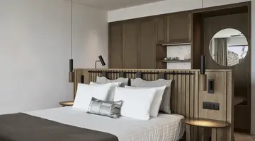 THE OLIVAR SUITES