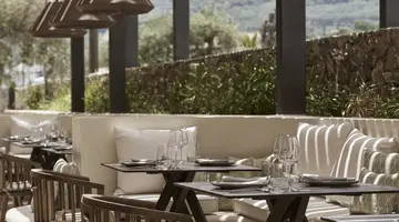 THE OLIVAR SUITES