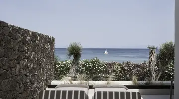 THE OLIVAR SUITES
