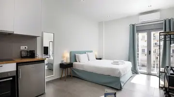 The Omnia Collection Pagrati