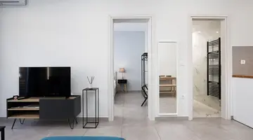 The Omnia Collection Pagrati