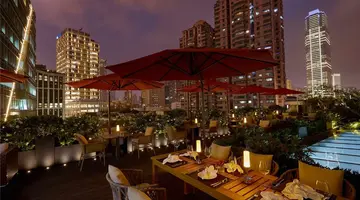 The One Suites Hotel Shanghai Downtown