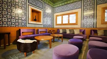 The Orangers Beach Resort & Bungalows 4