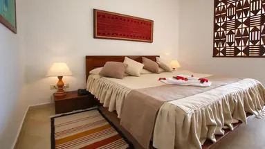 The Orangers Beach Resort & Bungalows 4