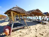 The Orangers Beach Resort & Bungalows 4