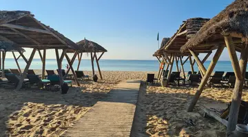 THE ORANGERS BEACH RESORT & BUNGALOWS