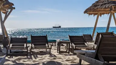 THE ORANGERS BEACH RESORT & BUNGALOWS