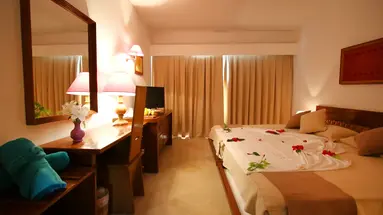 THE ORANGERS BEACH RESORT & BUNGALOWS