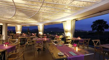 THE PAVILIONS PHUKET