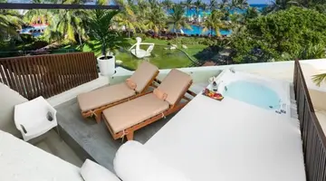 The Pyramid at Grand Cancun by Oasis