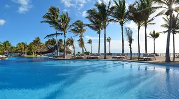 The Pyramid at Grand Cancun by Oasis