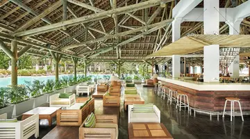 The Ravenala Attitude Hotel