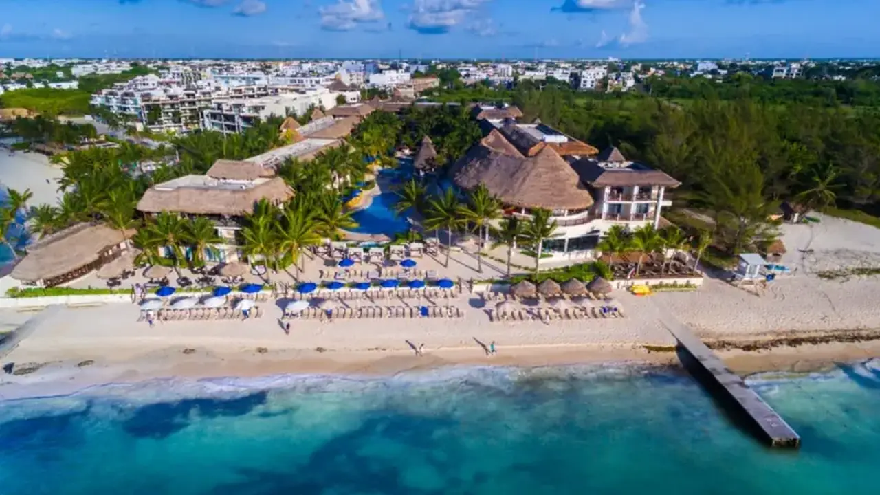 The Reef Coco Beach Resort & Spa