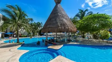 The Reef Playacar Beach Resort & Spa
