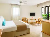 The Reef Playacar Beach Resort & Spa