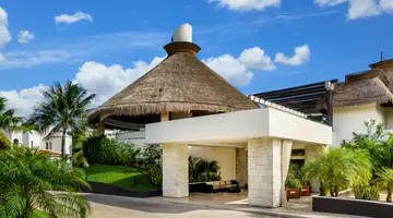 The Reef Playacar Beach Resort & Spa
