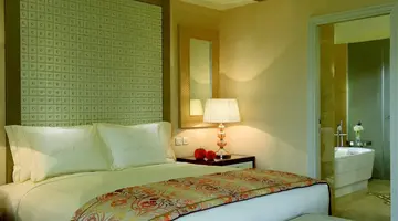 The Ritz Carlton Abu Dhabi Grand Canal