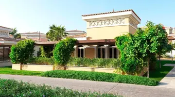 The Ritz-Carlton Abu Dhabi Grand Canal