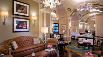 The Ritz-Carlton Abu Dhabi Grand Canal