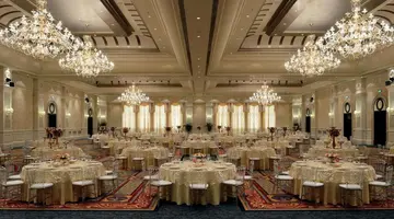 The Ritz Carlton Abu Dhabi Grand Canal