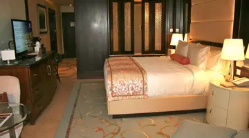 The Ritz Carlton Abu Dhabi Grand Canal
