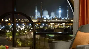 The Ritz Carlton Abu Dhabi Grand Canal