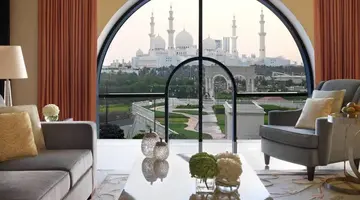 The Ritz-Carlton Abu Dhabi Grand Canal