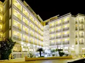 THE ROYAL GRAND HOTEL