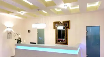 THE ROYAL GRAND HOTEL