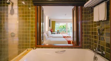 THE ROYAL PARADISE HOTEL & SPA