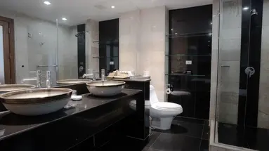 The Royal Paradise Hotel & Spa