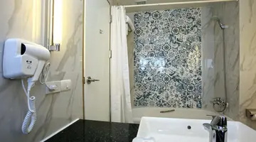 THE ROYAL PARADISE HOTEL & SPA