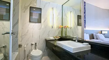The Royal Paradise Hotel & Spa