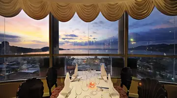 THE ROYAL PARADISE HOTEL & SPA