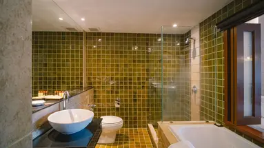 THE ROYAL PARADISE HOTEL & SPA