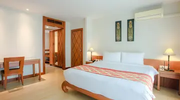 THE ROYAL PARADISE HOTEL & SPA