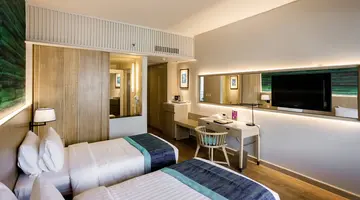 The Royal Paradise Hotel & Spa