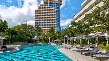 The Royal Paradise Hotel & Spa