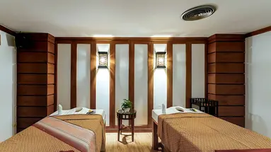 The Royal Paradise Hotel & Spa