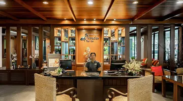 The Royal Paradise Hotel & Spa