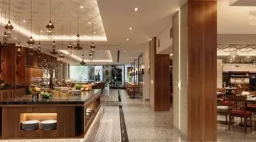 The Royal Paradise Hotel & Spa
