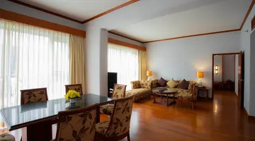 THE ROYAL PARADISE HOTEL & SPA