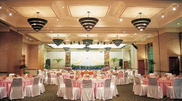THE ROYAL PARADISE HOTEL & SPA