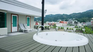 THE ROYAL PARADISE HOTEL & SPA