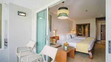 The Royal Paradise Hotel & Spa