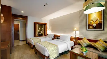 The Royal Paradise Hotel & Spa