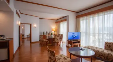 THE ROYAL PARADISE HOTEL & SPA