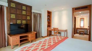 THE ROYAL PARADISE HOTEL & SPA