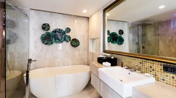 THE SANCTUARY RESORT PATTAYA, BW SIGNATURE COLLECTION (ex. THE SANCTUARY PHRATAMNAK PATTAYA HOTEL)