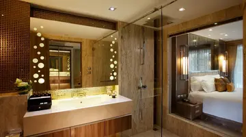 THE SANCTUARY RESORT PATTAYA, BW SIGNATURE COLLECTION (ex. THE SANCTUARY PHRATAMNAK PATTAYA HOTEL)